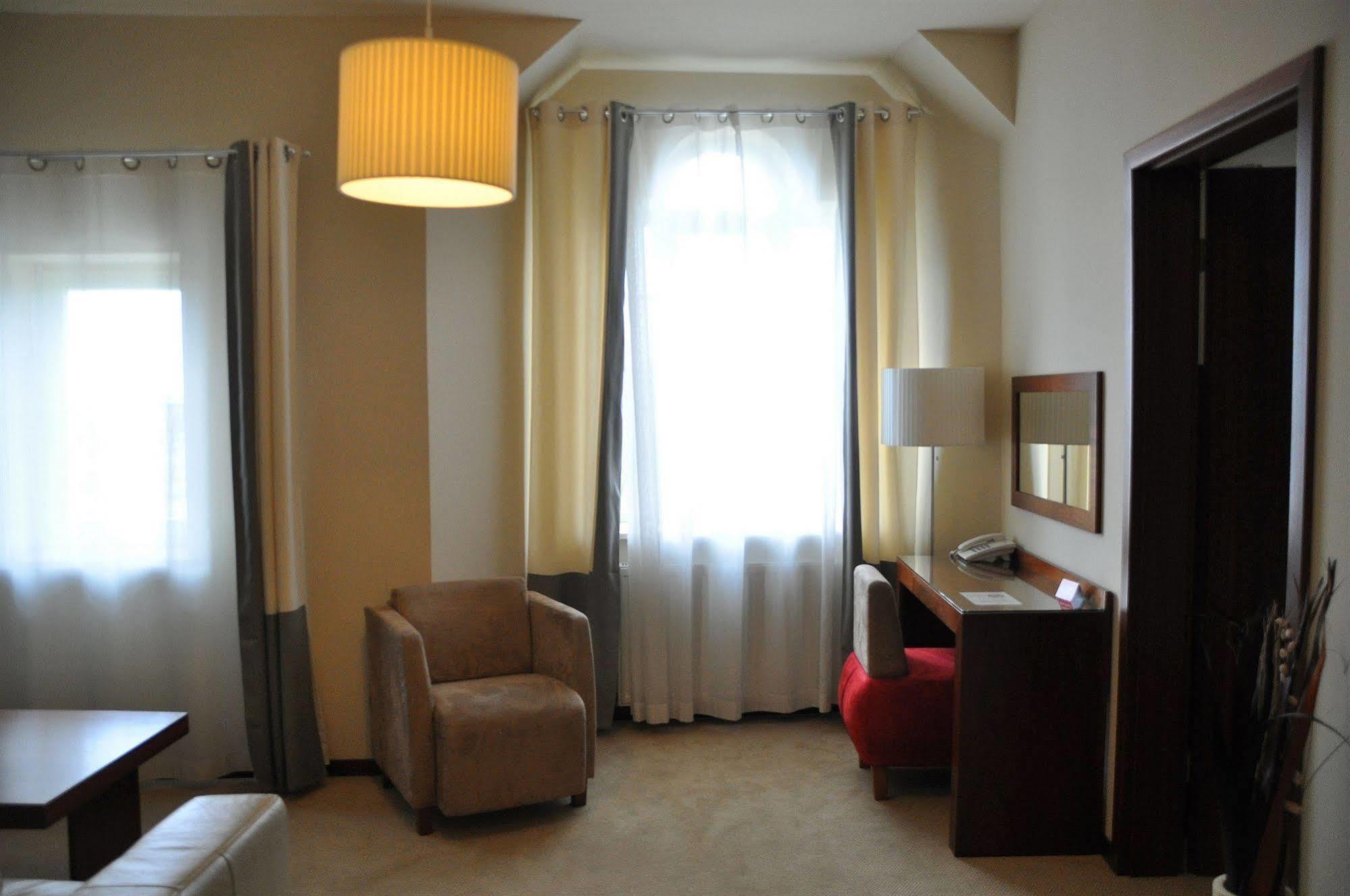 Hotel Atrium Ельблонг Екстер'єр фото